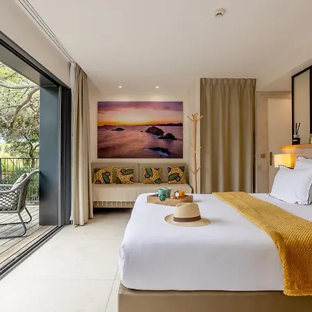 Le Des Iles D'or Hotel