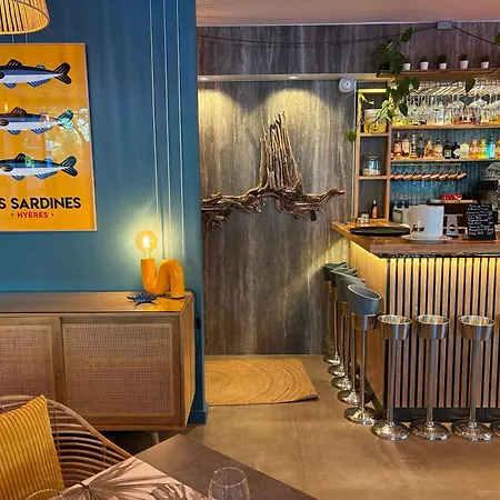 Le Des Iles D'or 耶尔