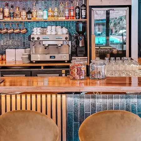 Le Des Iles D'or 4* Йер