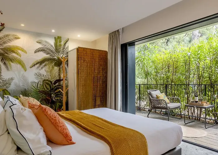 Hotell Le Des Iles D'or