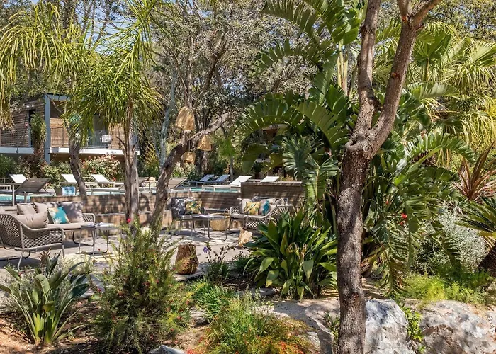 Le Des Iles D'or Hotell 4*